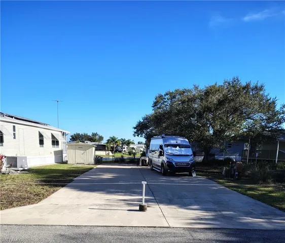 37 Saddlebag Trl, Lake Wales, Florida 33898