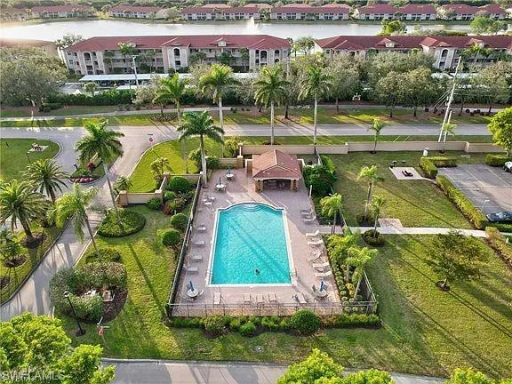 6560 Huntington Lakes Cir 104, Naples, Florida 34119