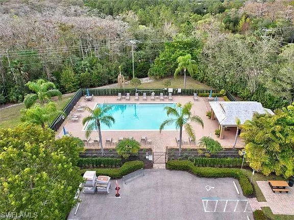 6560 Huntington Lakes Cir 104, Naples, Florida 34119
