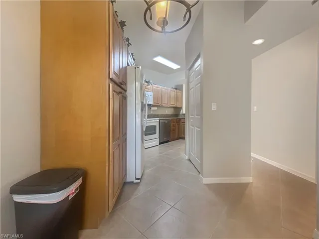 6560 Huntington Lakes Cir 104, Naples, Florida 34119