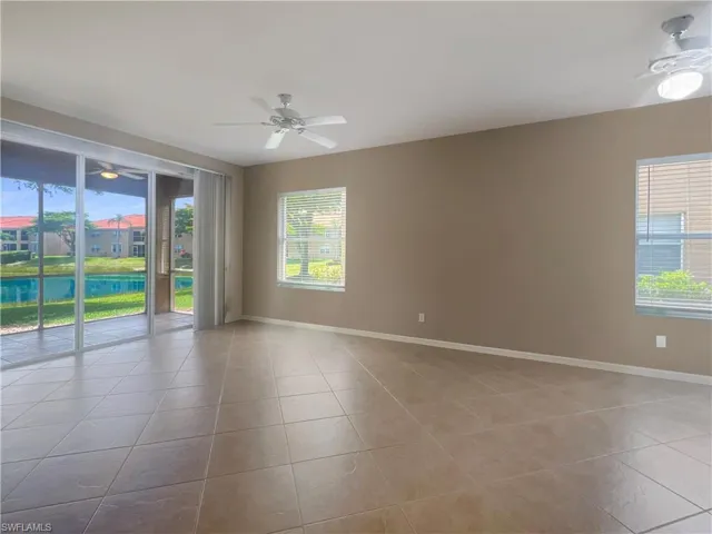 6560 Huntington Lakes Cir 104, Naples, Florida 34119