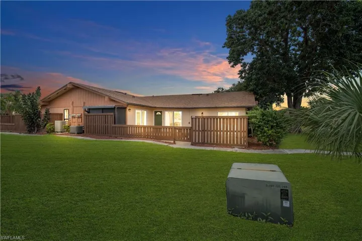 17305 Timber Oak Ln, Fort Myers, Florida 33908