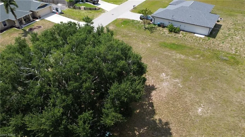 457 Ne 2nd Ave, Cape Coral Fl 33909