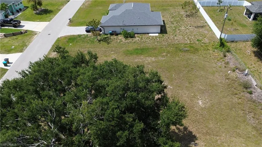 457 Ne 2nd Ave, Cape Coral Fl 33909