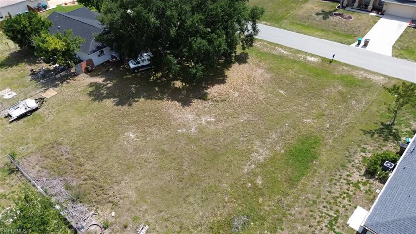457 Ne 2nd Ave, Cape Coral Fl 33909
