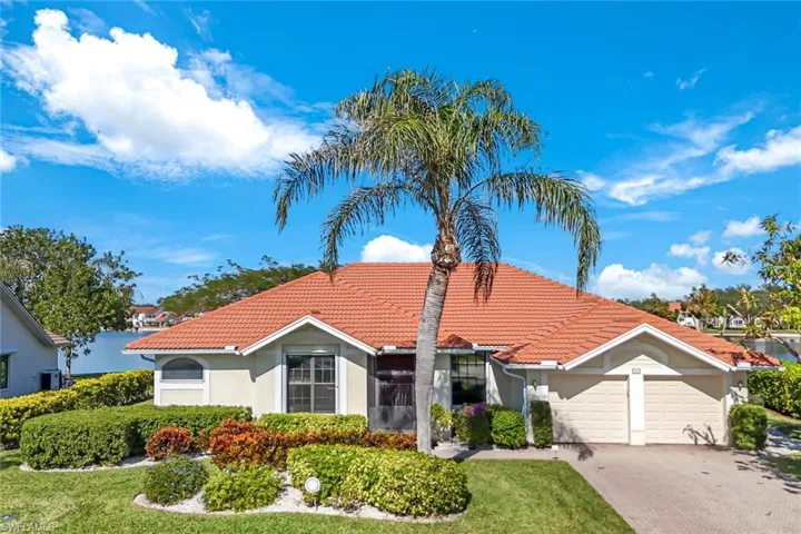 260  Lambton  LN, Naples, FL 34104