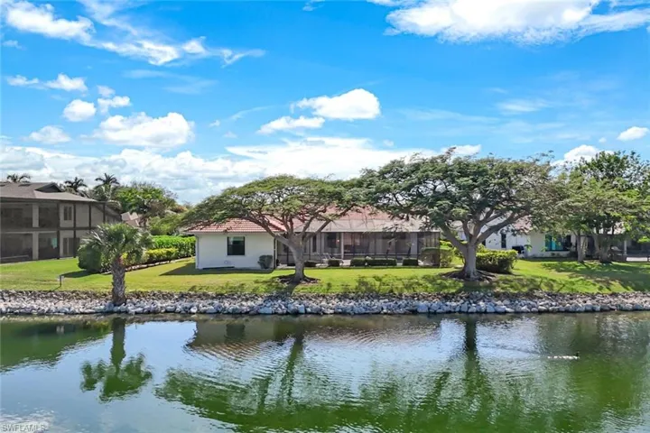 260  Lambton  LN, Naples, FL 34104