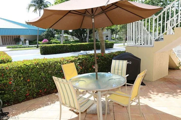 940 3rd St S 101, Naples, Florida 34102