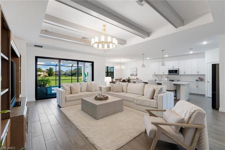 1392 Birdie DR, NAPLES FL 34120