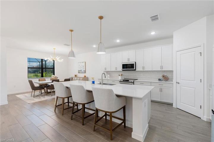 1392 Birdie DR, NAPLES FL 34120