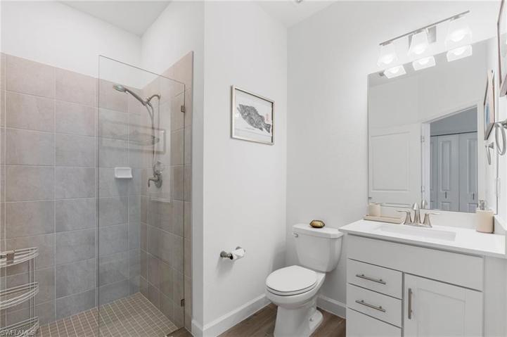 2nd beds ensuite bath