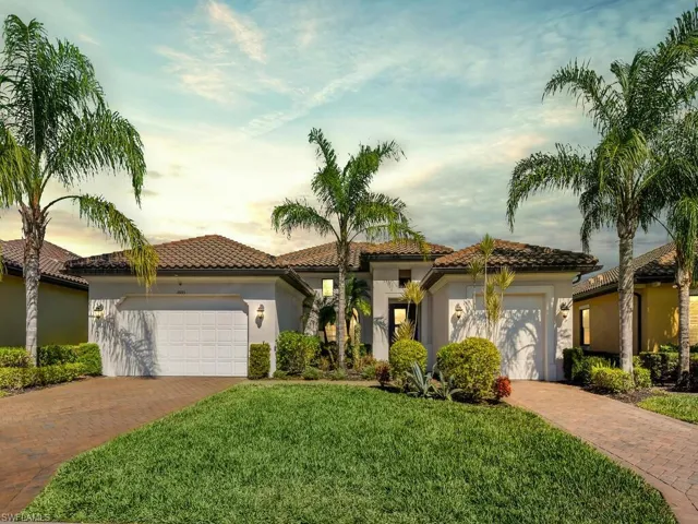 Gorgeous Curb Appeal w/ Tropical Landscaping