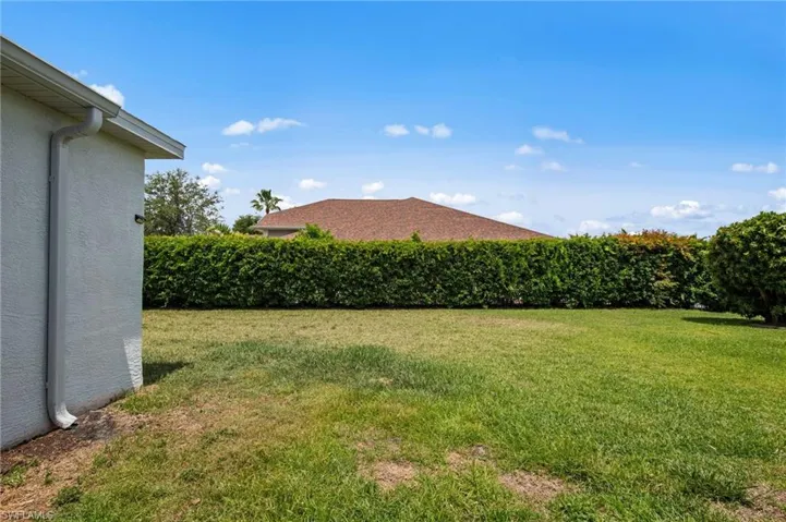 17381 Stepping Stone Dr, Fort Myers, Florida 33967