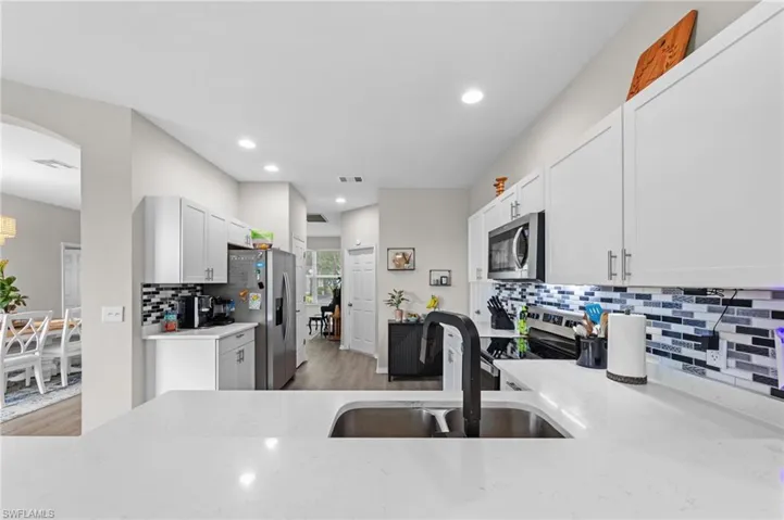 17381 Stepping Stone Dr, Fort Myers, Florida 33967