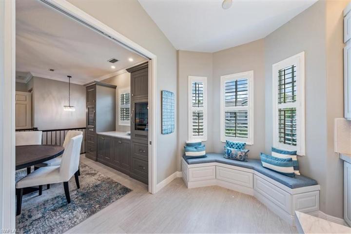 Built in Bench in Kitchen