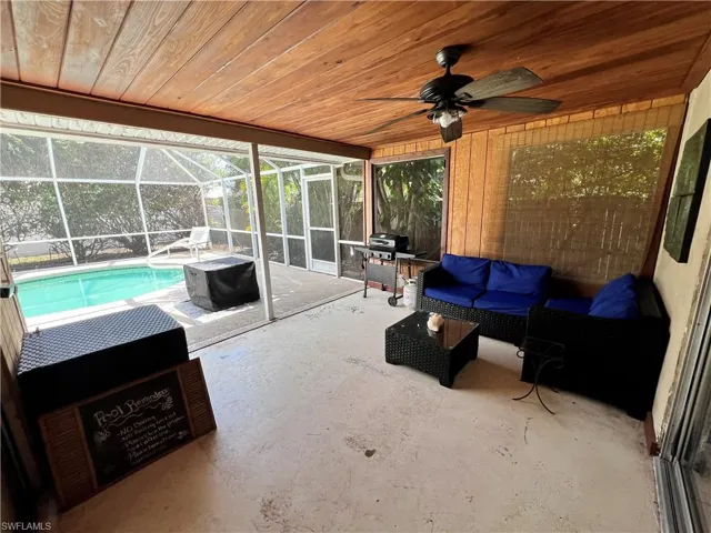 Relax in the shade and enjoy the Gulf Breeze