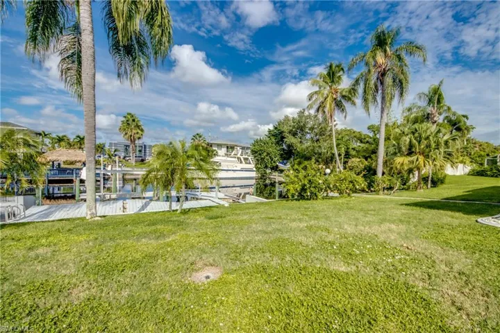 3812 Se 16th Pl, Cape Coral, Florida 33904