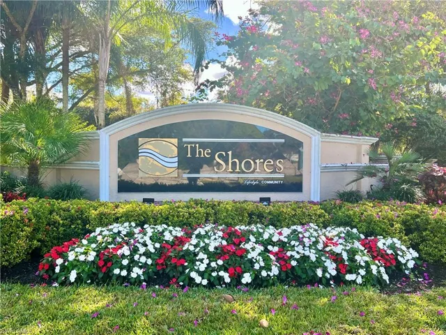 7809 Stratford Dr, Naples, Florida 34104