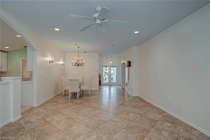 7809 Stratford Dr, Naples, Florida 34104