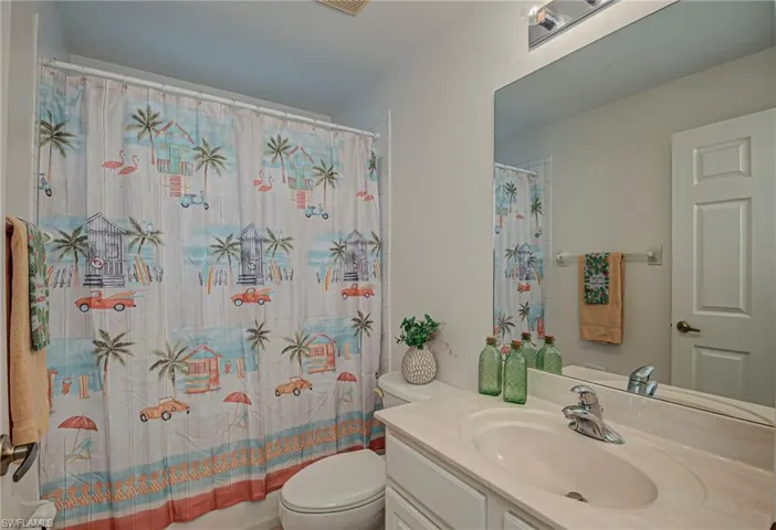 7809 Stratford Dr, Naples, Florida 34104