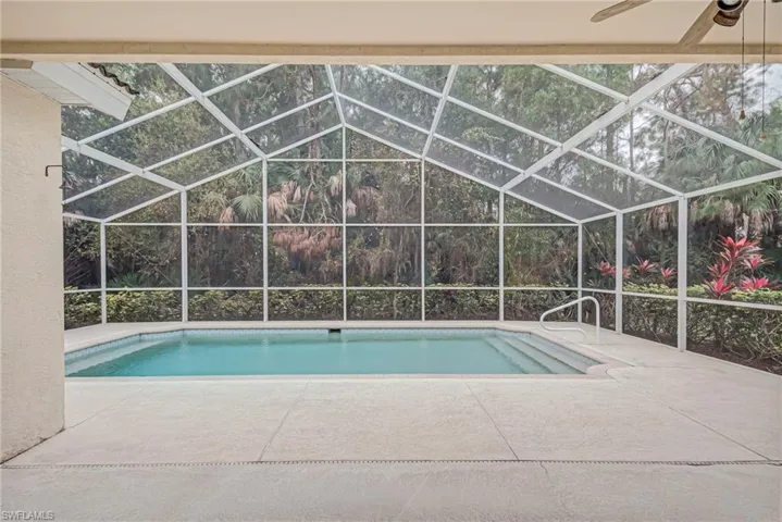 7809 Stratford Dr, Naples, Florida 34104
