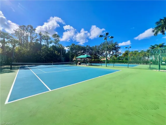 7809 Stratford Dr, Naples, Florida 34104