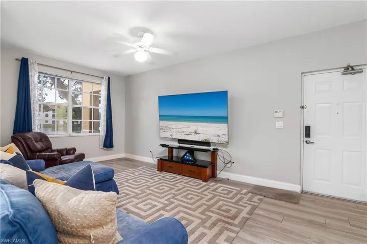 4710 Saint Croix Ln # 217, Naples Fl 34109