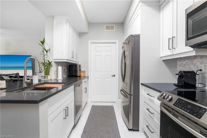 4710 Saint Croix Ln # 217, Naples Fl 34109
