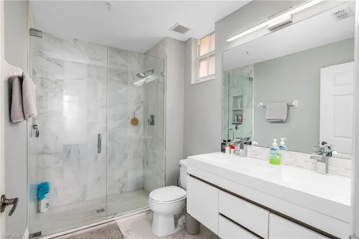 4710 Saint Croix Ln # 217, Naples Fl 34109