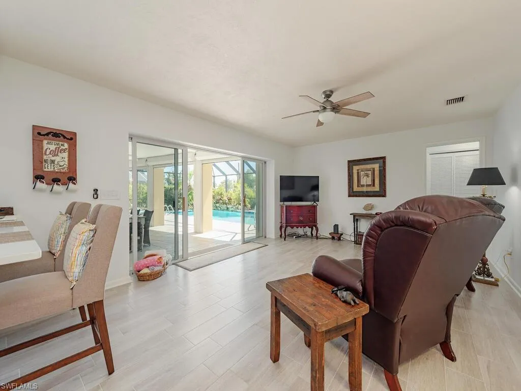 226 Torrey Pines PT, Naples, FL 34113,225031677