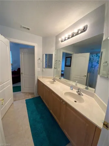 2565 Deerfield Lake Ct, Cape Coral, Florida 33909
