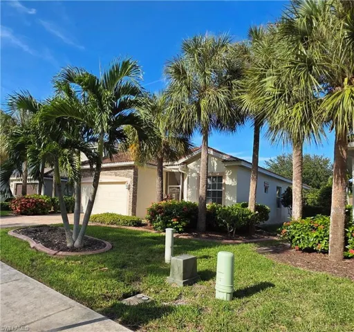 2565 Deerfield Lake Ct, Cape Coral, Florida 33909