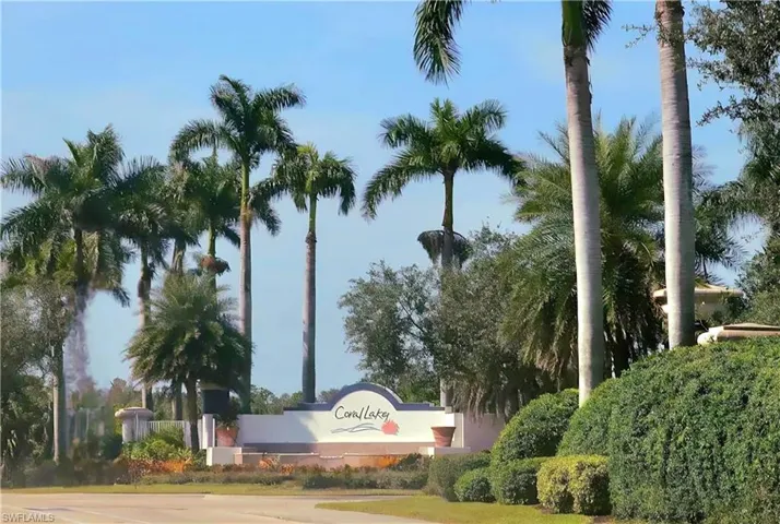 2565 Deerfield Lake Ct, Cape Coral, Florida 33909