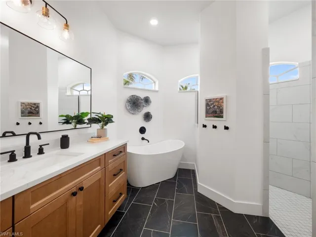 8990 Timber Run Ct, Fort Myers, Florida 33908