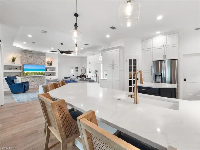 8990 Timber Run Ct, Fort Myers, Florida 33908