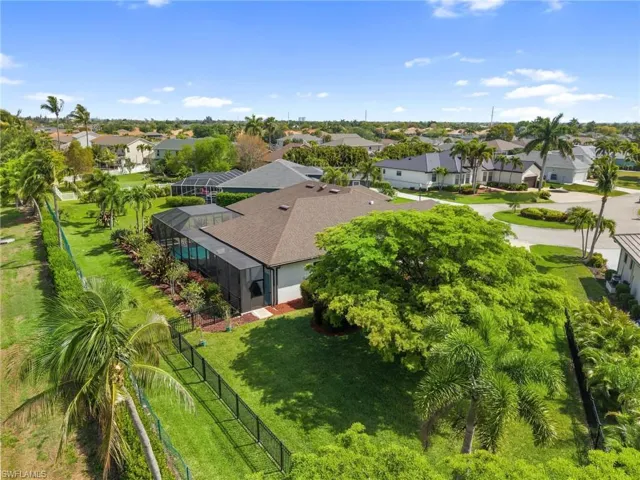 8990 Timber Run Ct, Fort Myers, Florida 33908