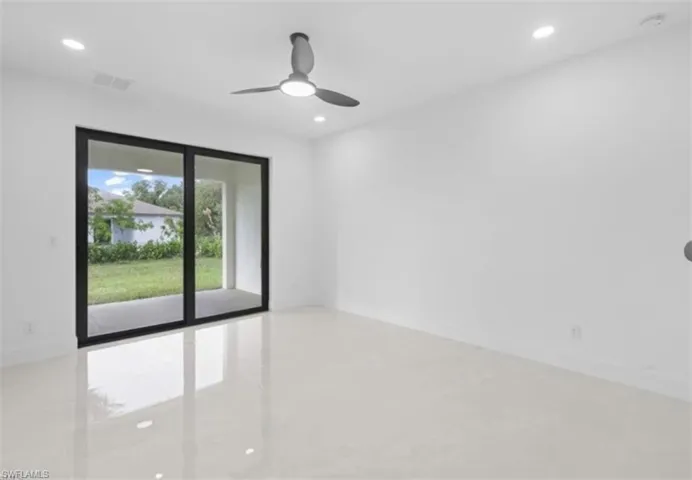 4727 Notthingham Dr, Fort Myers, Florida 33905