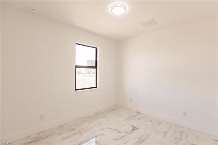3808 3rd ST SW, LEHIGH ACRES FL 33976