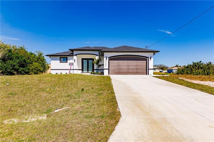 3808 3rd ST SW, LEHIGH ACRES FL 33976