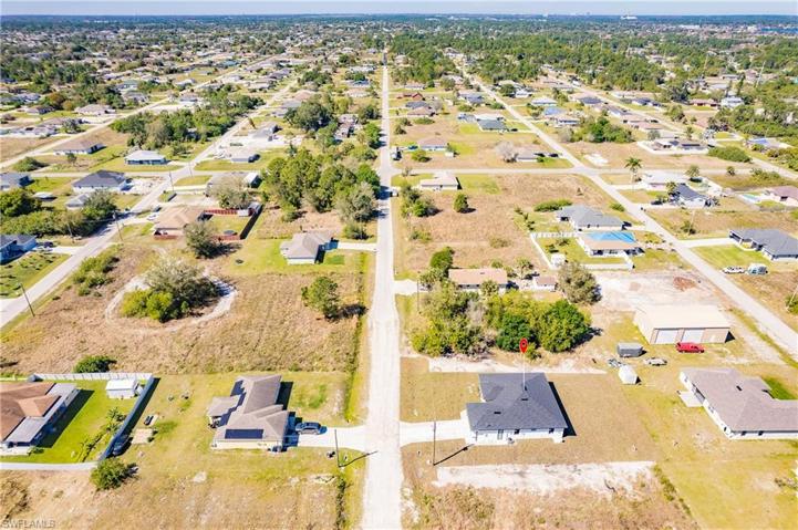 3808 3rd ST SW, LEHIGH ACRES FL 33976