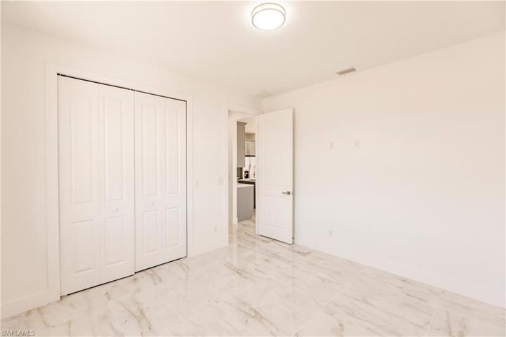 3808 3rd ST SW, LEHIGH ACRES FL 33976