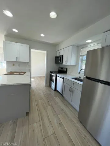 517 96th Ave N A, Naples, Florida 34108