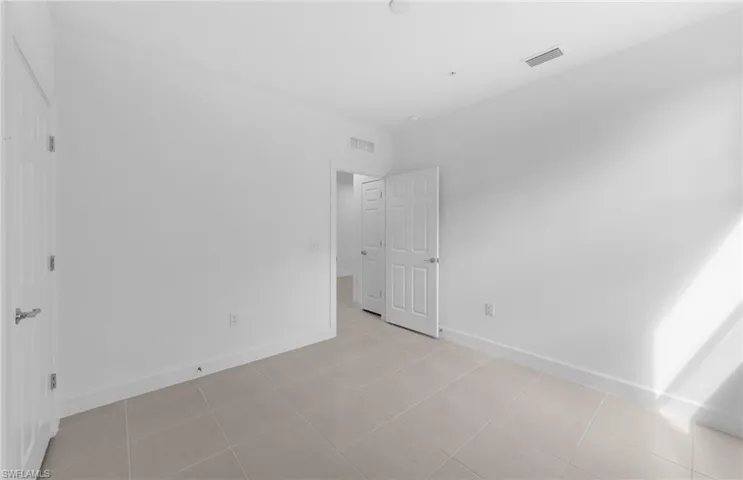 5693 Mayflower Way W # 1102, Ave Maria Fl 34142