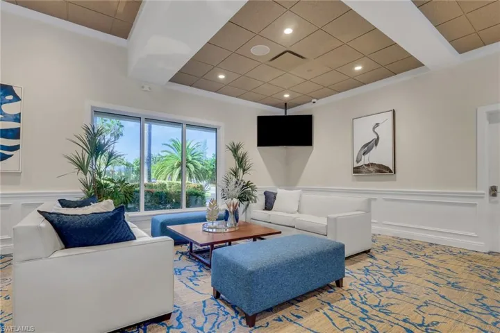 4840 Carriage Ct, Naples, Florida 34114