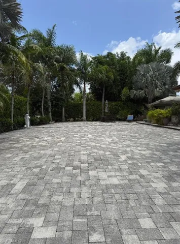 4840 Carriage Ct, Naples, Florida 34114