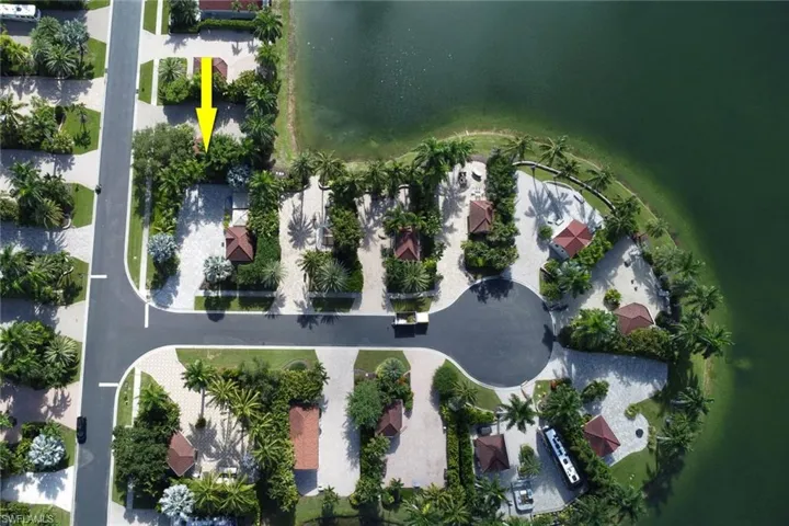 4840 Carriage Ct, Naples, Florida 34114