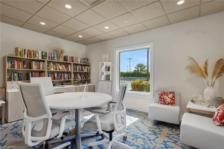 4840 Carriage Ct, Naples, Florida 34114
