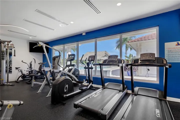 4840 Carriage Ct, Naples, Florida 34114