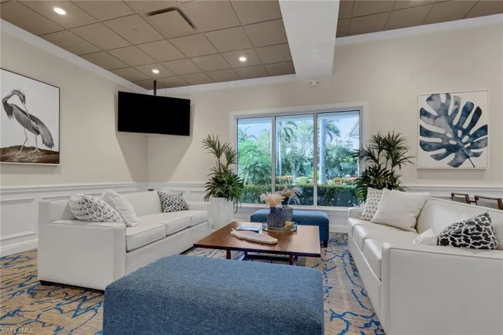 4840 Carriage Ct, Naples, Florida 34114