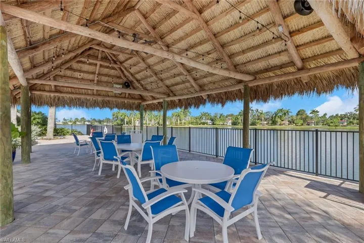 4840 Carriage Ct, Naples, Florida 34114